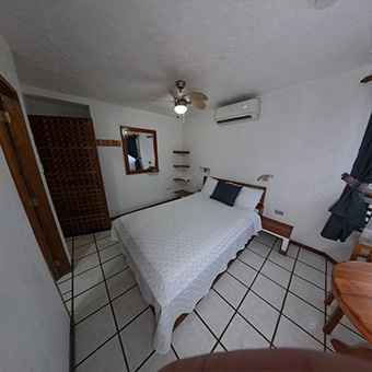 Habitación clásica simple.